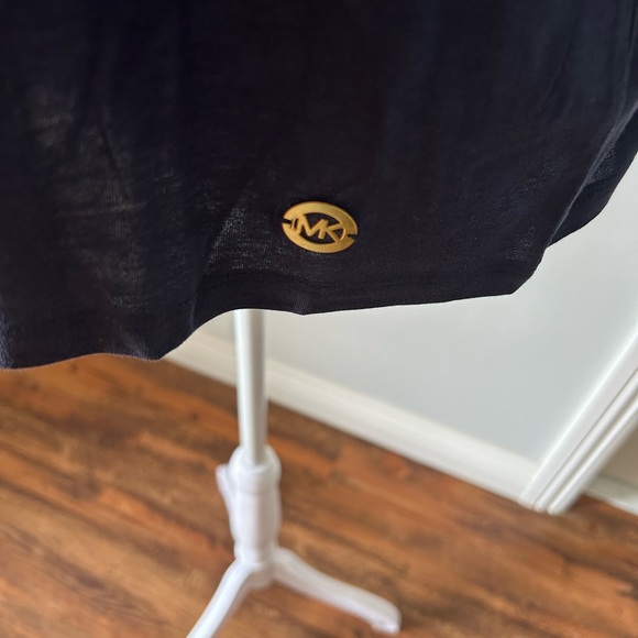 NWT, Michael Kors top. - Picture 6 of 7